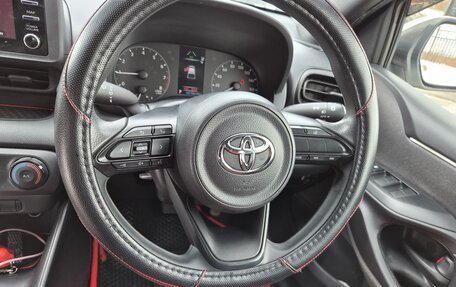 Toyota Yaris, 2020 год, 1 110 000 рублей, 5 фотография