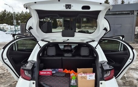 Toyota Yaris, 2020 год, 1 110 000 рублей, 2 фотография