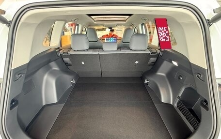 Toyota RAV4, 2025 год, 5 200 000 рублей, 20 фотография