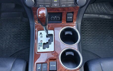 Toyota Highlander III, 2012 год, 2 454 000 рублей, 15 фотография