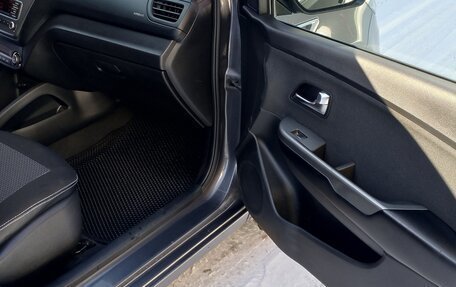 KIA Rio III рестайлинг, 2015 год, 1 000 000 рублей, 10 фотография