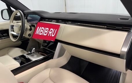 Land Rover Range Rover IV рестайлинг, 2024 год, 15 390 000 рублей, 9 фотография