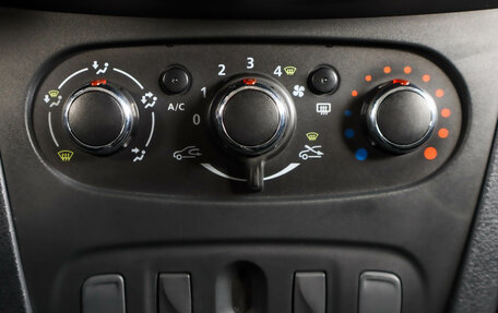 Renault Logan II, 2020 год, 1 269 000 рублей, 18 фотография