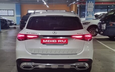 Mercedes-Benz GLC, 2023 год, 6 900 000 рублей, 4 фотография