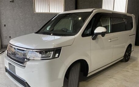 Honda Stepwgn, 2023 год, 2 320 555 рублей, 7 фотография