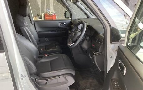 Honda Stepwgn, 2023 год, 2 320 555 рублей, 22 фотография