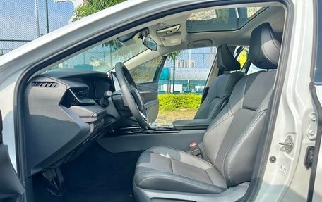 Toyota Camry, 2025 год, 8 фотография