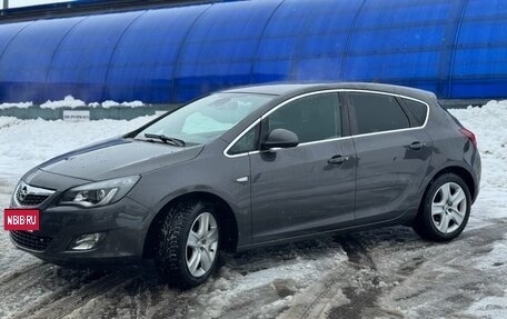 Opel Astra J, 2010 год, 665 555 рублей, 4 фотография