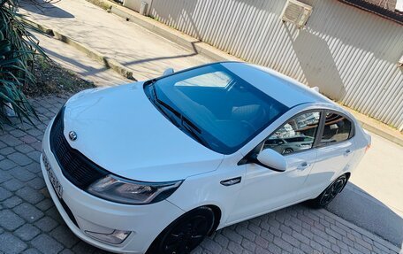 KIA Rio III рестайлинг, 2013 год, 845 000 рублей, 2 фотография