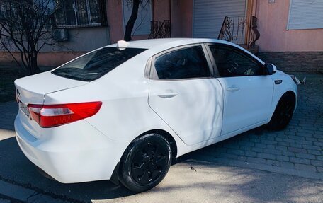 KIA Rio III рестайлинг, 2013 год, 845 000 рублей, 7 фотография