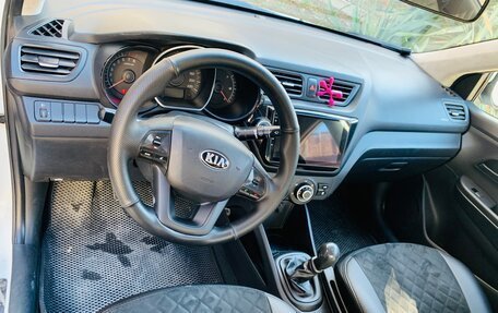 KIA Rio III рестайлинг, 2013 год, 845 000 рублей, 10 фотография