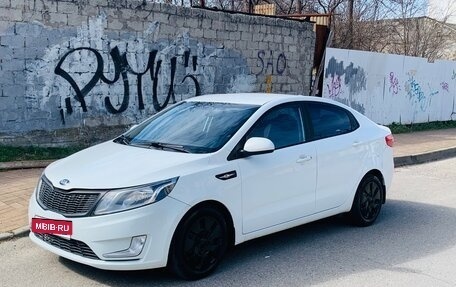 KIA Rio III рестайлинг, 2013 год, 845 000 рублей, 17 фотография