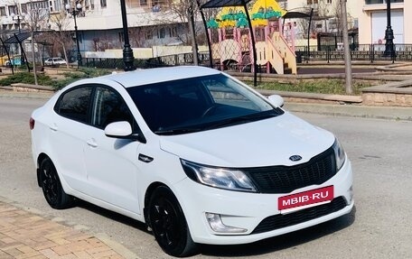 KIA Rio III рестайлинг, 2013 год, 845 000 рублей, 18 фотография