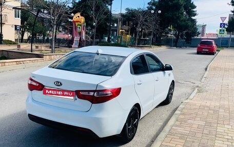 KIA Rio III рестайлинг, 2013 год, 845 000 рублей, 20 фотография