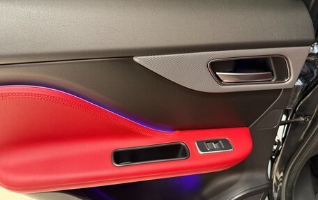 Jaguar F-Pace, 2020 год, 4 600 000 рублей, 13 фотография