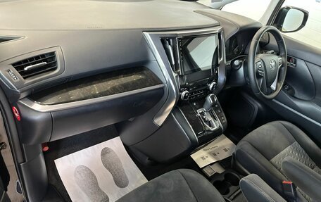 Toyota Vellfire II, 2016 год, 3 499 999 рублей, 13 фотография