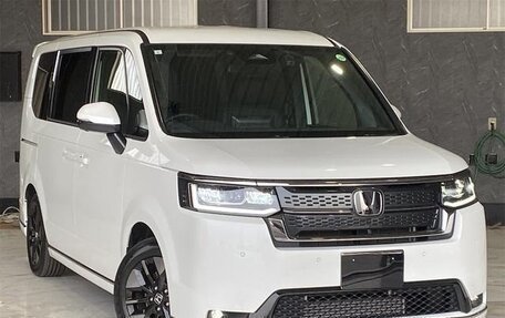 Honda Stepwgn, 2023 год, 2 416 555 рублей, 3 фотография