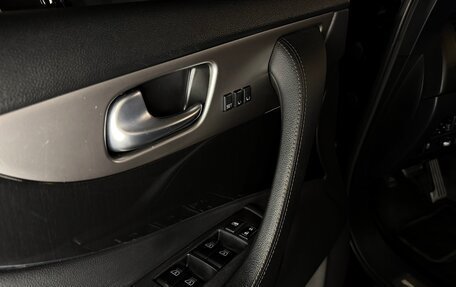 Infiniti QX70, 2013 год, 2 600 000 рублей, 33 фотография