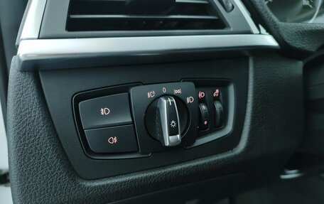 BMW 3 серия, 2018 год, 1 799 000 рублей, 12 фотография