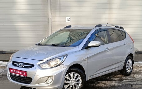 Hyundai Solaris II рестайлинг, 2012 год, 549 000 рублей, 1 фотография
