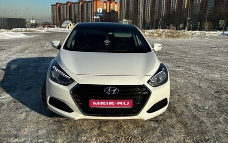 Hyundai i40 I рестайлинг, 2016 год, 980 000 рублей, 1 фотография