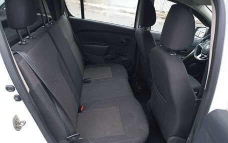 Renault Sandero II рестайлинг, 2019 год, 1 050 000 рублей, 13 фотография