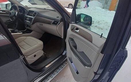 Mercedes-Benz GL-Класс, 2013 год, 14 фотография