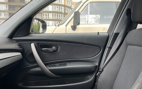 BMW 1 серия, 2011 год, 800 000 рублей, 11 фотография