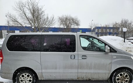 Hyundai Grand Starex Grand Starex I рестайлинг 2, 2013 год, 1 690 000 рублей, 6 фотография