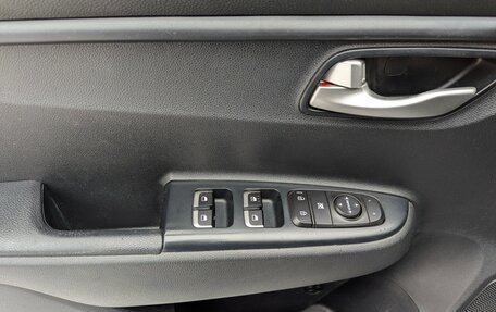 KIA Rio IV, 2020 год, 1 560 000 рублей, 15 фотография