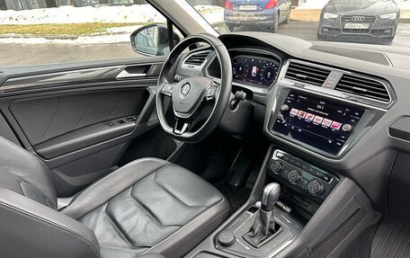 Volkswagen Tiguan II, 2020 год, 3 740 000 рублей, 16 фотография