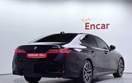 BMW 5 серия, 2025 год, 5 915 000 рублей, 3 фотография