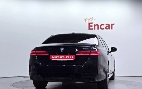 BMW 5 серия, 2025 год, 5 915 000 рублей, 4 фотография