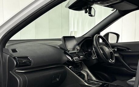 Mitsubishi Eclipse Cross, 2023 год, 2 250 000 рублей, 14 фотография