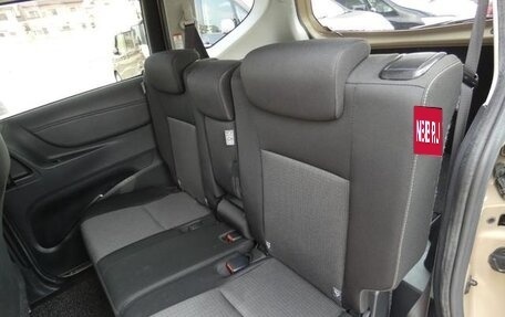 Toyota Sienta II, 2020 год, 1 210 000 рублей, 15 фотография