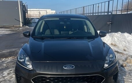 Ford Escape, 2020 год, 1 940 000 рублей, 3 фотография