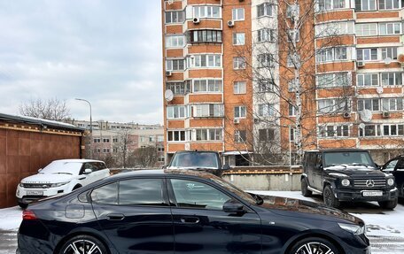 BMW 5 серия, 2025 год, 8 490 000 рублей, 10 фотография