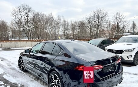 BMW 5 серия, 2025 год, 8 490 000 рублей, 8 фотография
