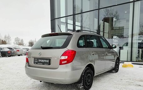 Skoda Fabia II, 2011 год, 580 000 рублей, 6 фотография