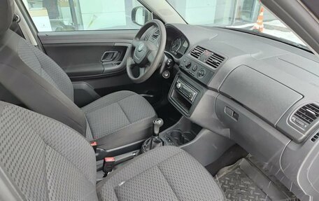 Skoda Fabia II, 2011 год, 580 000 рублей, 13 фотография