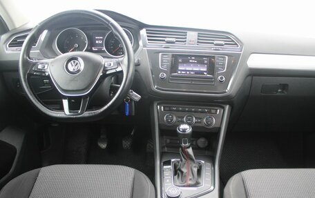 Volkswagen Tiguan II, 2017 год, 1 959 000 рублей, 8 фотография