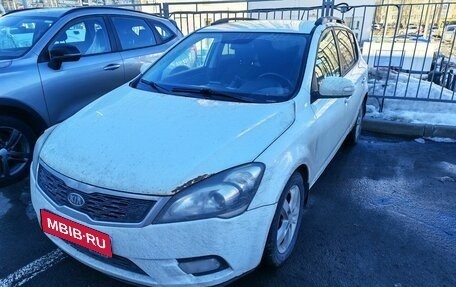 KIA cee'd I рестайлинг, 2011 год, 599 000 рублей, 1 фотография