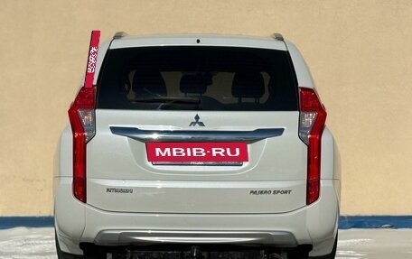 Mitsubishi Pajero Sport III рестайлинг, 2017 год, 2 690 000 рублей, 7 фотография