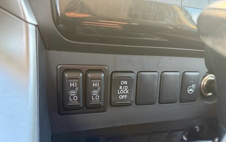 Mitsubishi Pajero Sport III рестайлинг, 2017 год, 2 690 000 рублей, 10 фотография