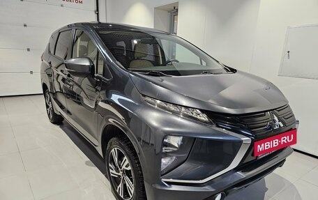 Mitsubishi Xpander, 2022 год, 1 999 000 рублей, 3 фотография