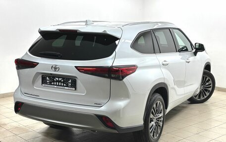 Toyota Highlander, 2025 год, 5 750 000 рублей, 9 фотография