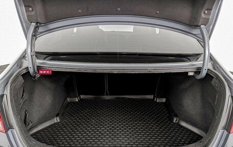 Hyundai Elantra VI рестайлинг, 2019 год, 1 790 000 рублей, 10 фотография