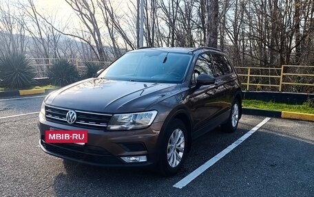 Volkswagen Tiguan II, 2017 год, 1 900 000 рублей, 3 фотография