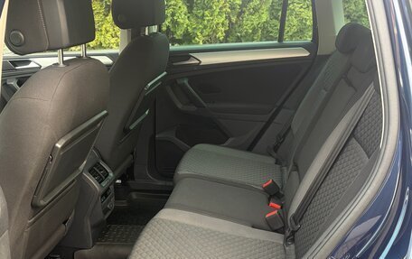 Volkswagen Tiguan II, 2017 год, 1 799 000 рублей, 18 фотография