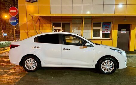 KIA Rio IV, 2017 год, 1 235 000 рублей, 6 фотография